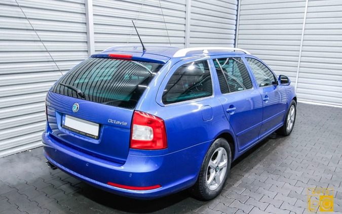 Skoda Octavia cena 27999 przebieg: 289000, rok produkcji 2011 z Odolanów małe 407